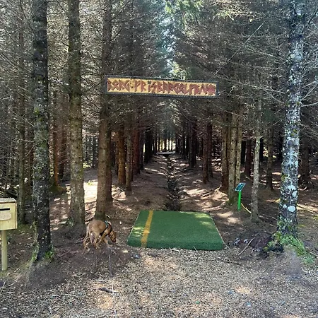 Waterfront Mountain View Lofoten 펜션 *