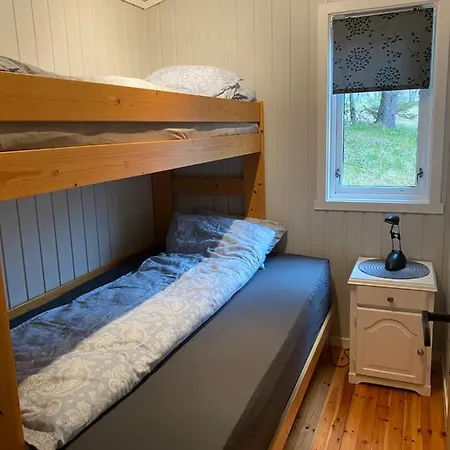 Waterfront Mountain View Lofoten Nyaraló